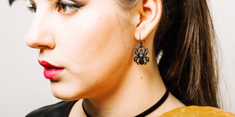 How To Choose The Perfect Earrings For Your Face Shape